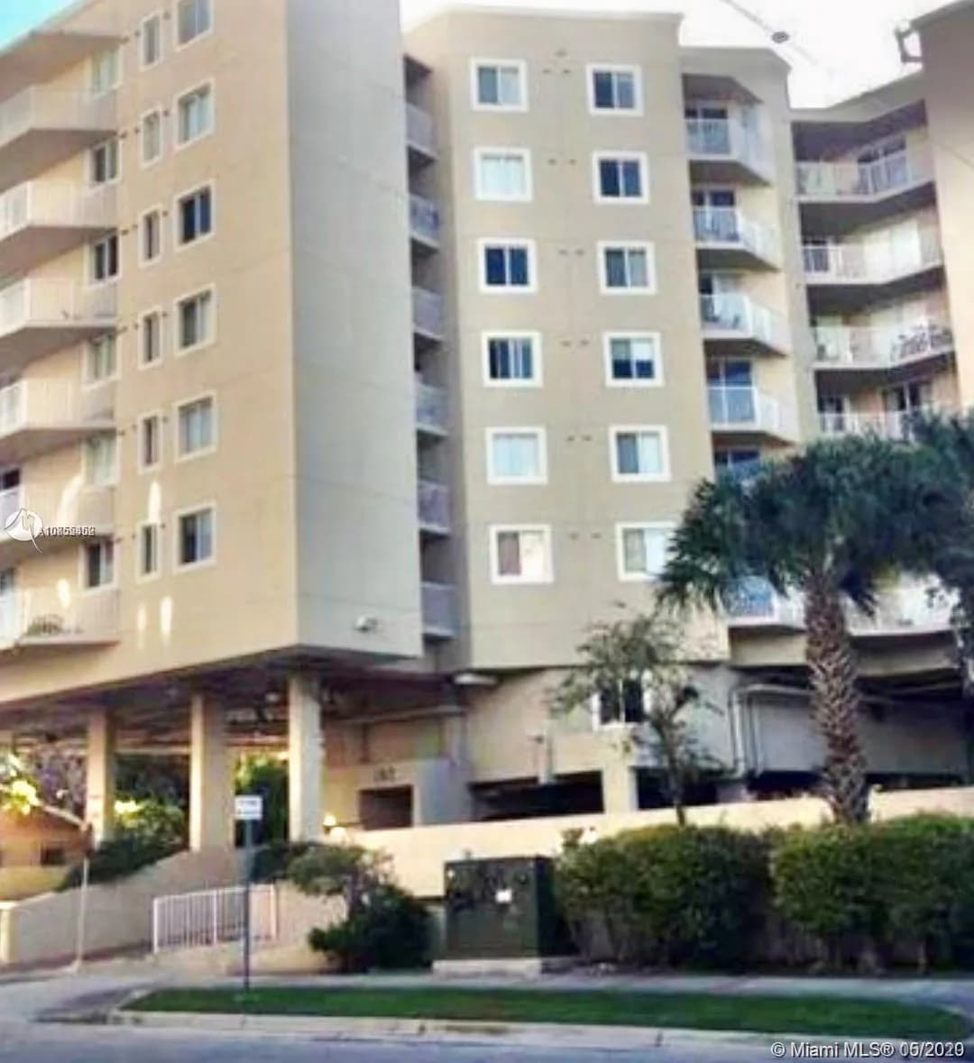 102 SW 6th Ave # 507, Miami FL 33130