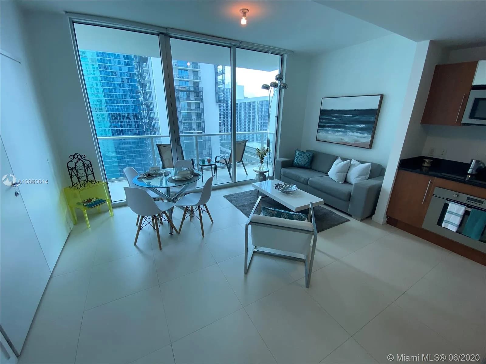 300 S Biscayne Blvd # 2309, Miami FL 33131