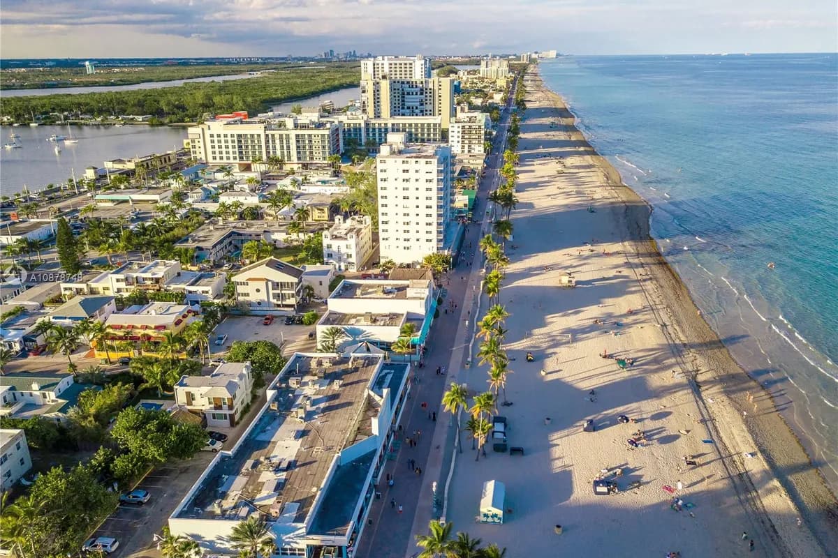 1401 S ocean dr # 305, Hollywood FL 33019