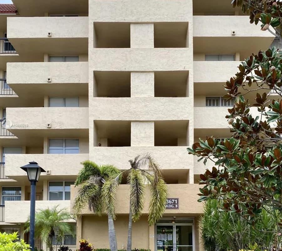 3671 Environ Blvd # 270, Lauderhill FL 33319