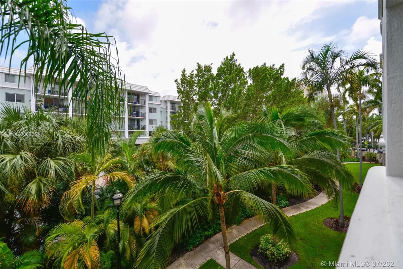 17125 N Bay Rd # 3310, Sunny Isles Beach FL 33160