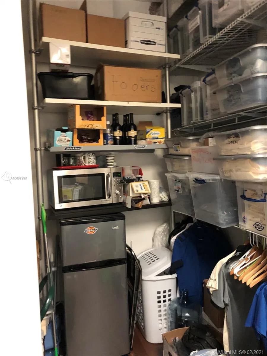 12550 Biscayne Blvd # 207, North Miami FL 33181