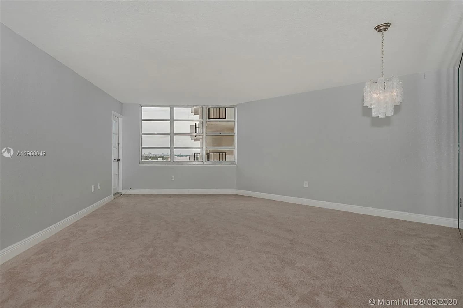 2750 NE 183rd St # 2412, Aventura FL 33160