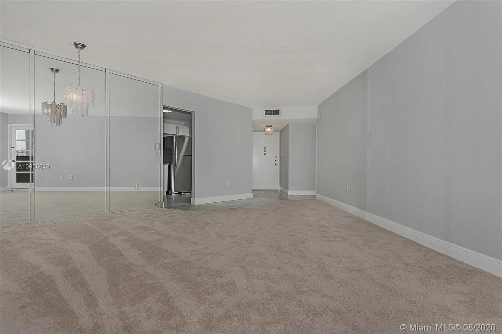 2750 NE 183rd St # 2412, Aventura FL 33160