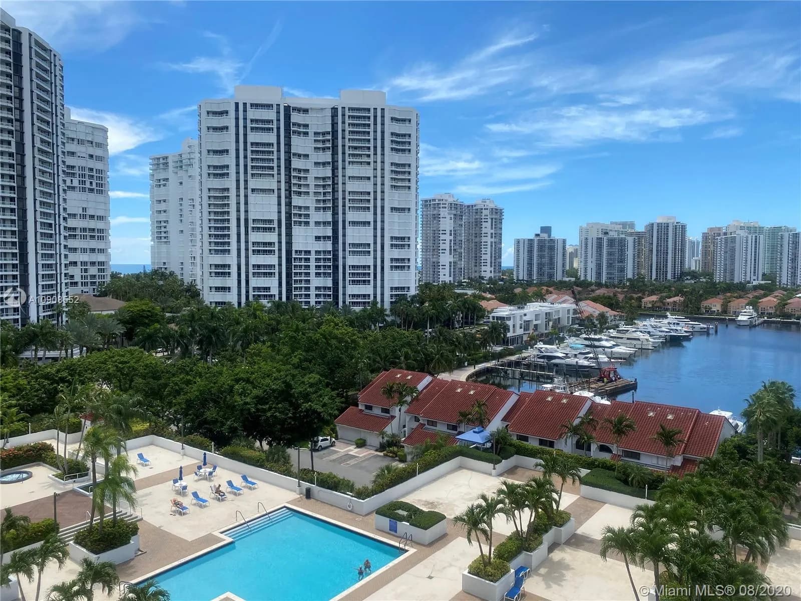 3640 Yacht Club Dr # 1009, Aventura FL 33180