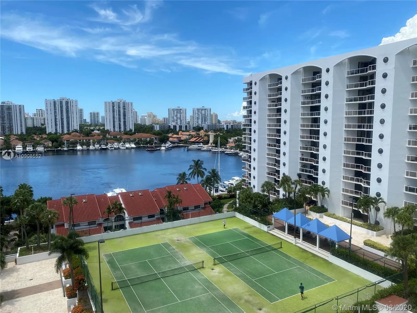 3640 Yacht Club Dr # 1009, Aventura FL 33180