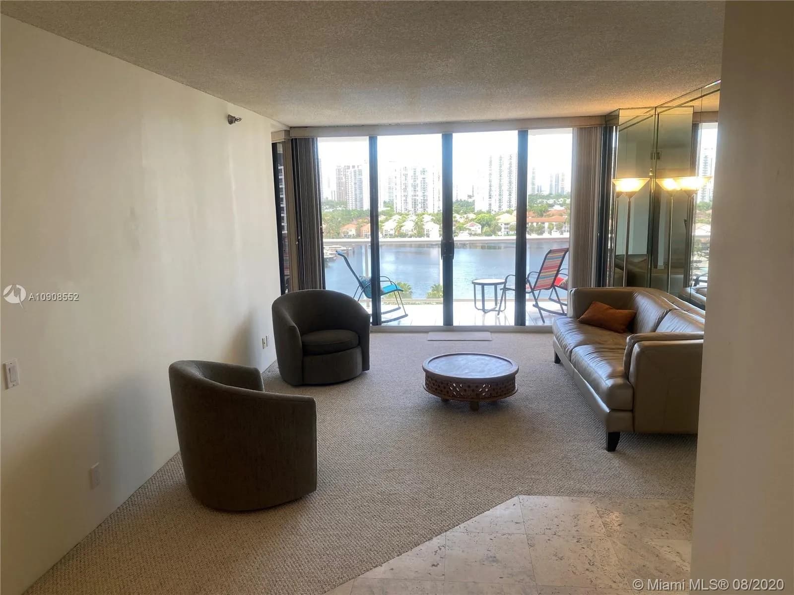 3640 Yacht Club Dr # 1009, Aventura FL 33180