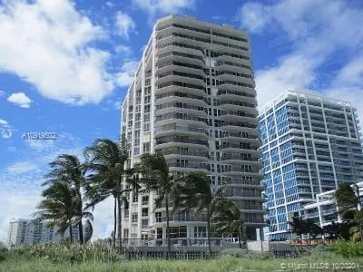 6767 Collins Ave # 1402, Miami Beach FL 33141