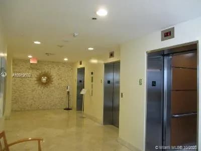 6767 Collins Ave # 1402, Miami Beach FL 33141