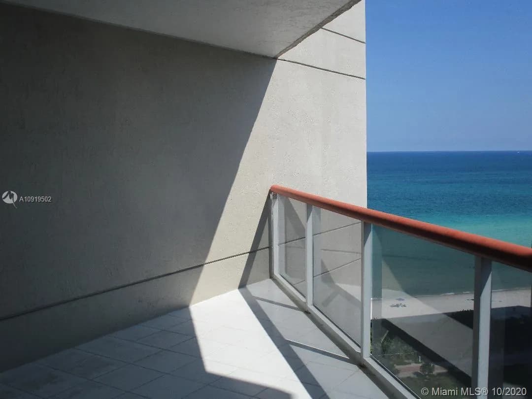 6767 Collins Ave # 1402, Miami Beach FL 33141
