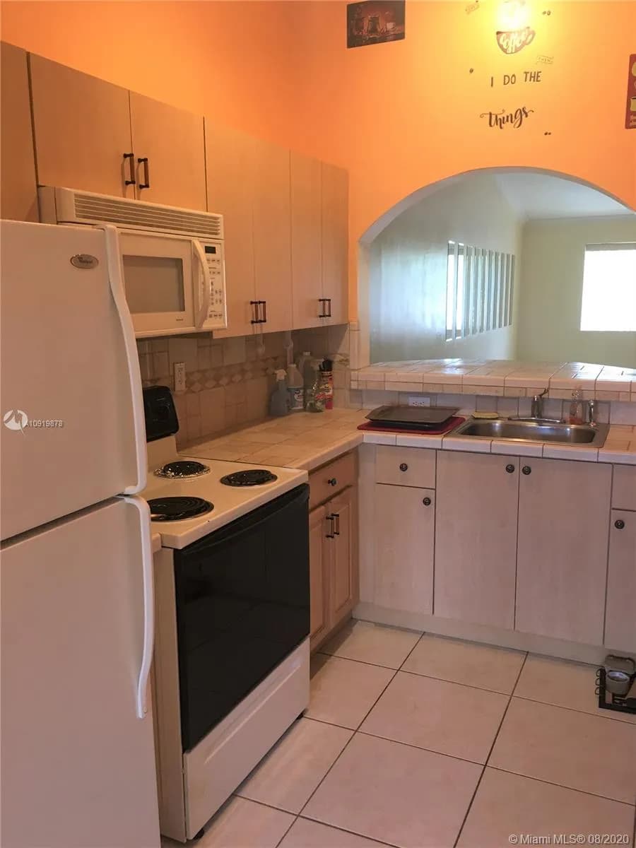 1240 SE 31st Ct # 32, Homestead FL 33035