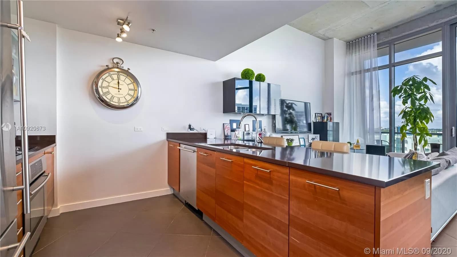 3301 NE 1st Ave # M0705, Miami FL 33137