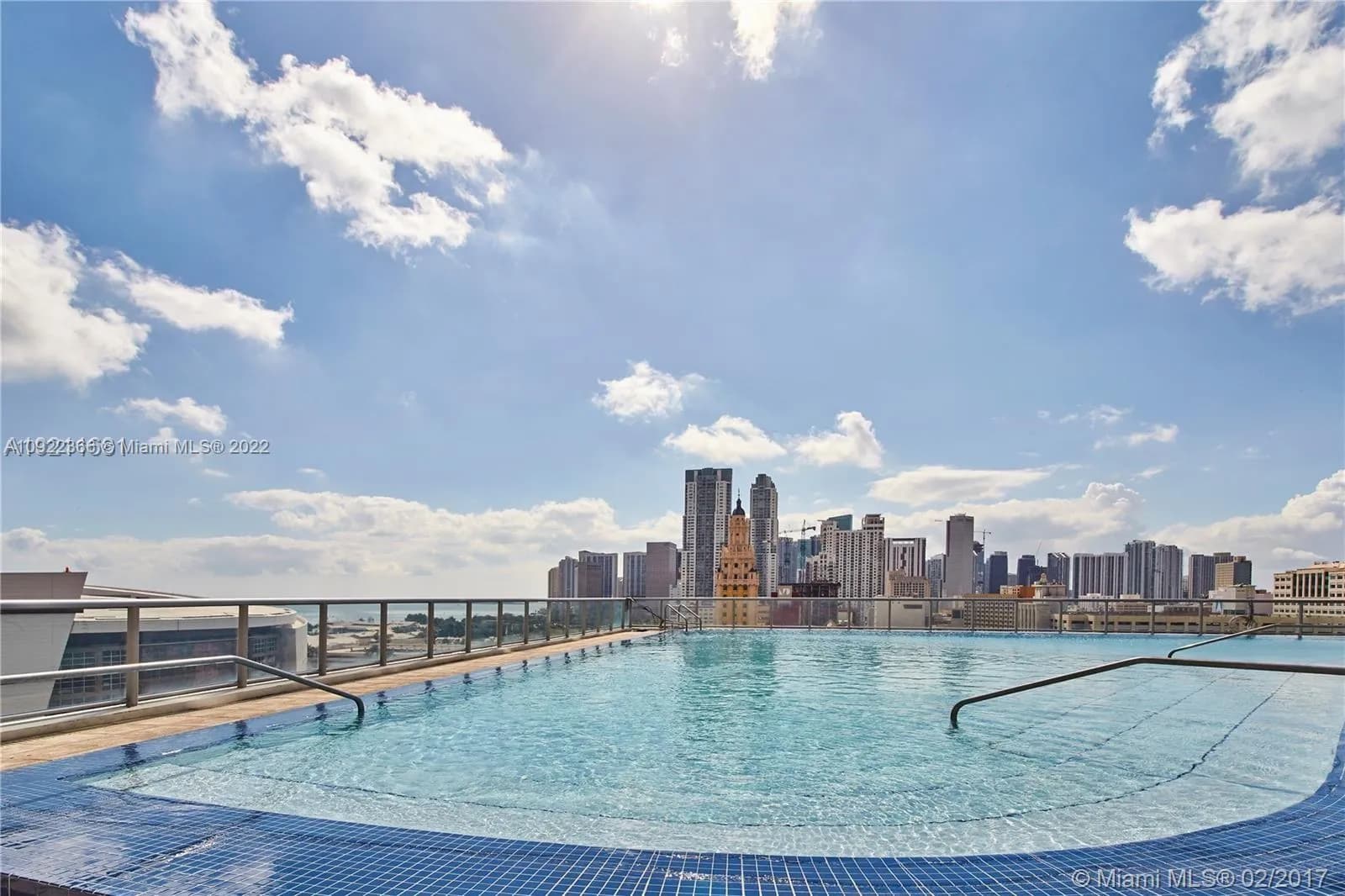 888 Biscayne Blvd # 1811, Miami FL 33132