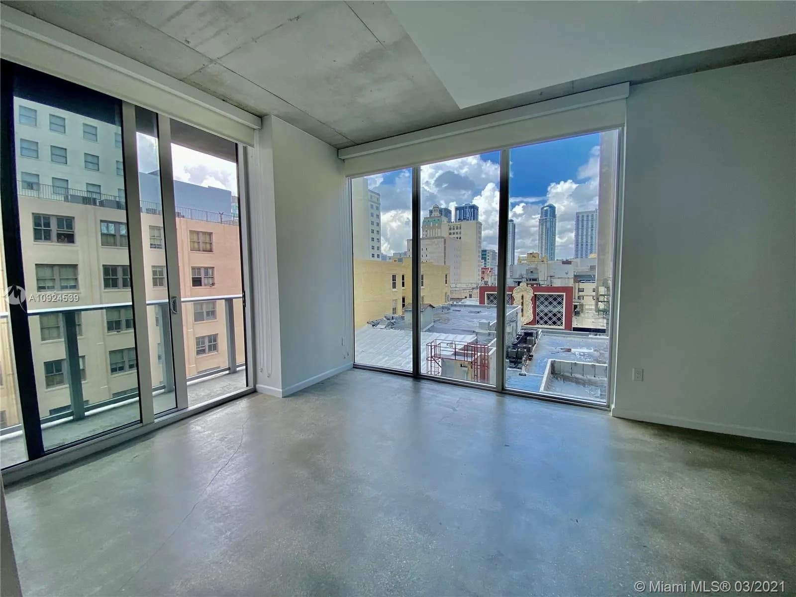 151 SE 1st St # 510, Miami FL 33131