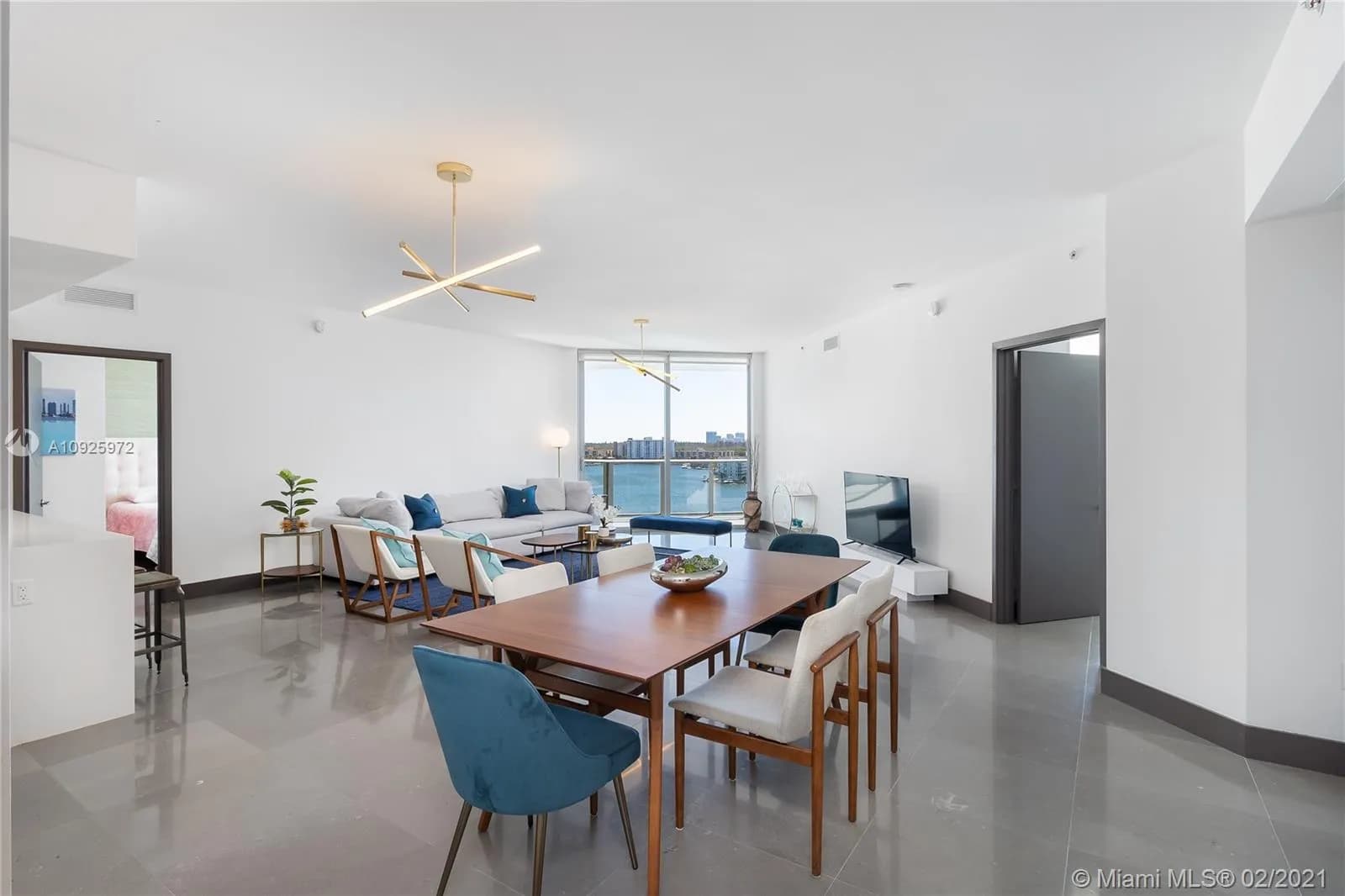 17111 Biscayne Blvd # 1004, Aventura FL 33160