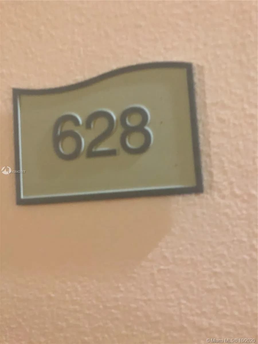 2775 NE 187th St # 628, Aventura FL 33180