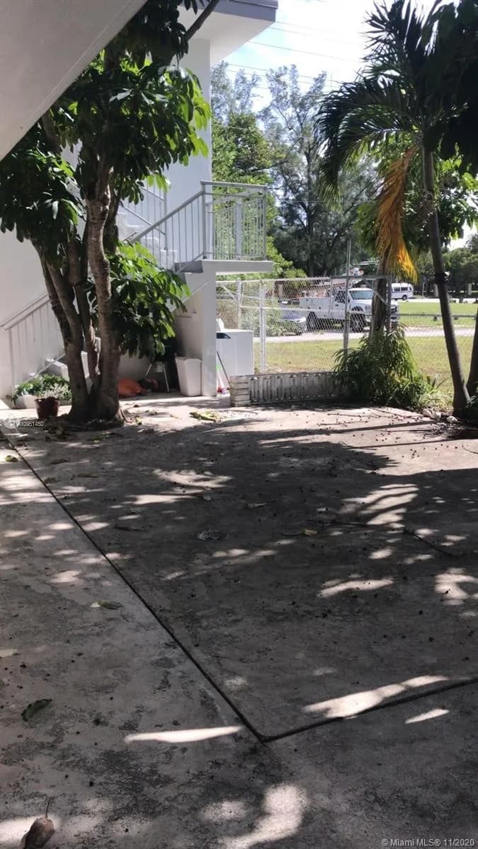 8531 Harding Ave # 1, Miami Beach FL 33141