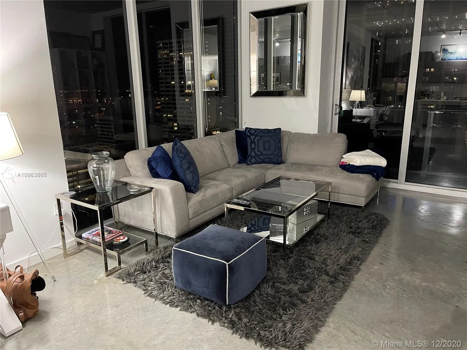 151 SE 1st St # 2002, Miami FL 33131