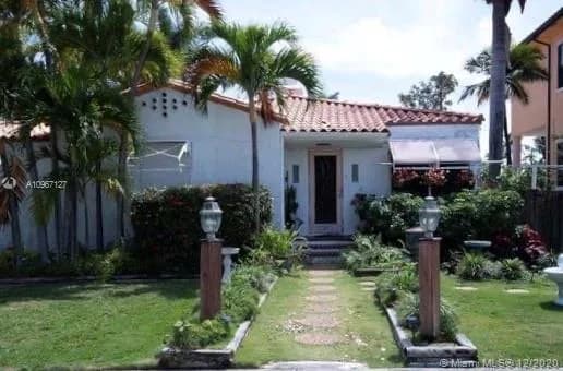 728 Tyler St, Hollywood FL 33019