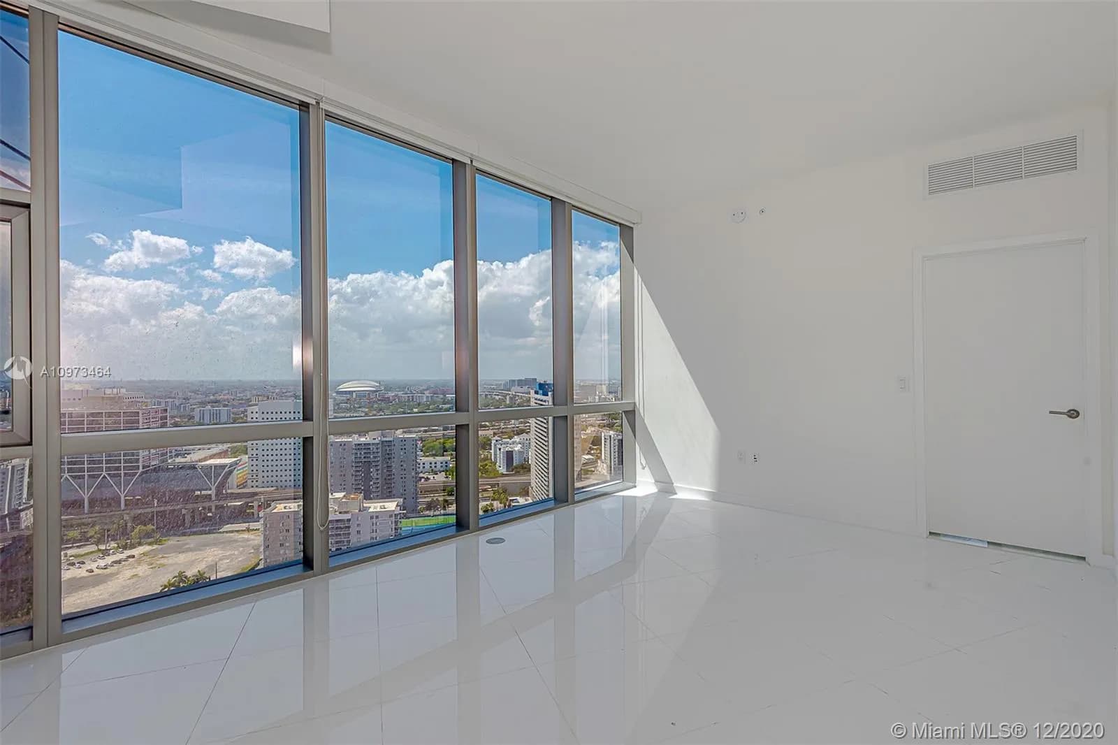 851 NE 1st Ave # 2802, Miami FL 33132