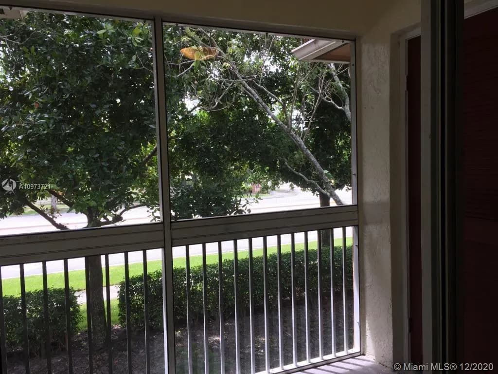 735 NW 92nd Ave # 735, Plantation FL 33324