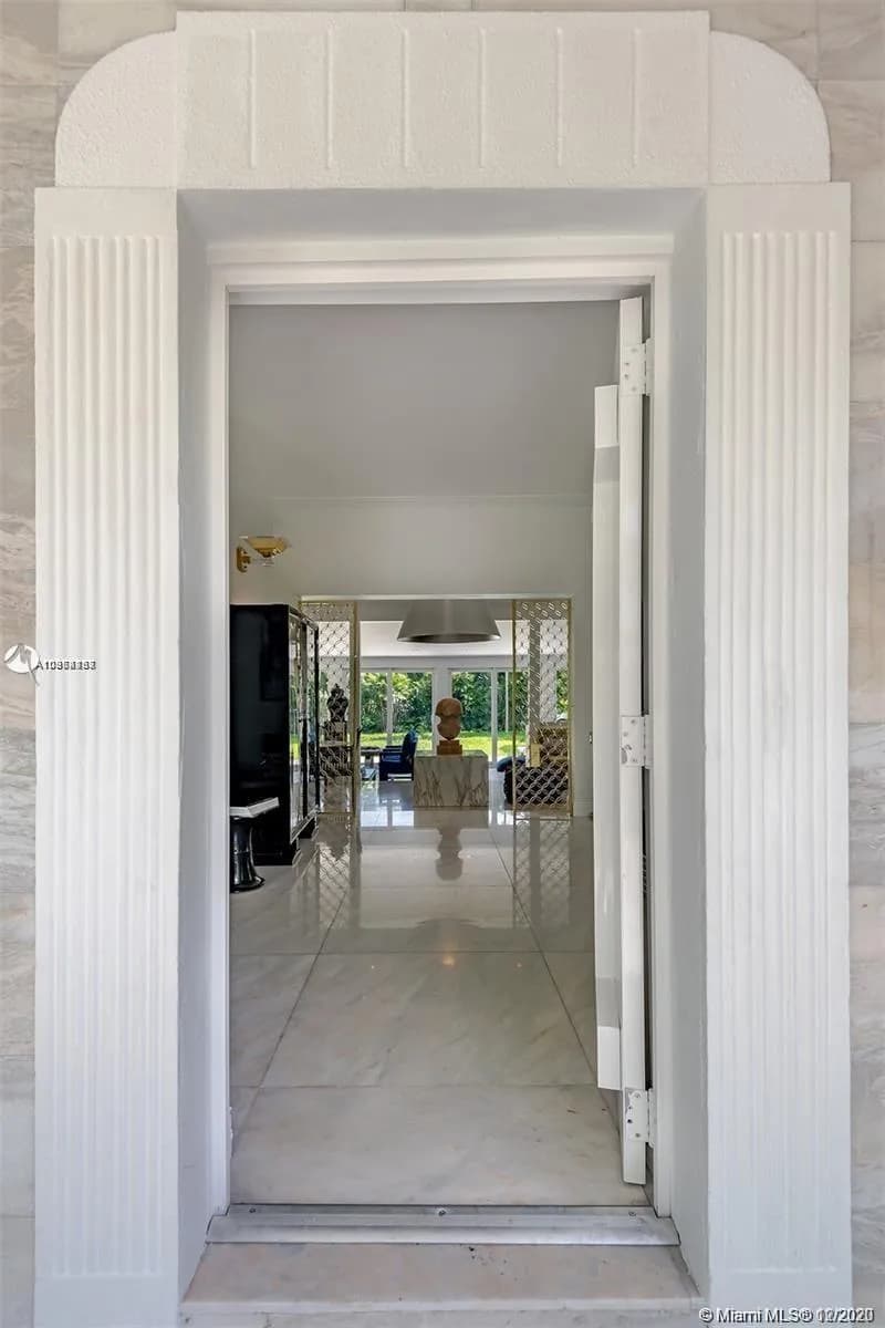 1520 W 22nd St, Miami Beach FL 33140