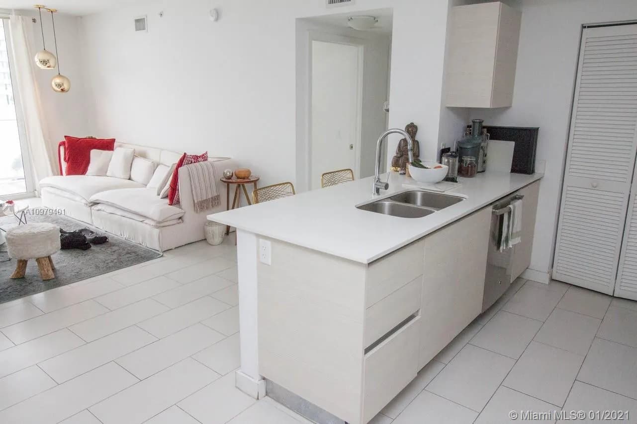 4250 Biscayne Blvd # 916, Miami FL 33137