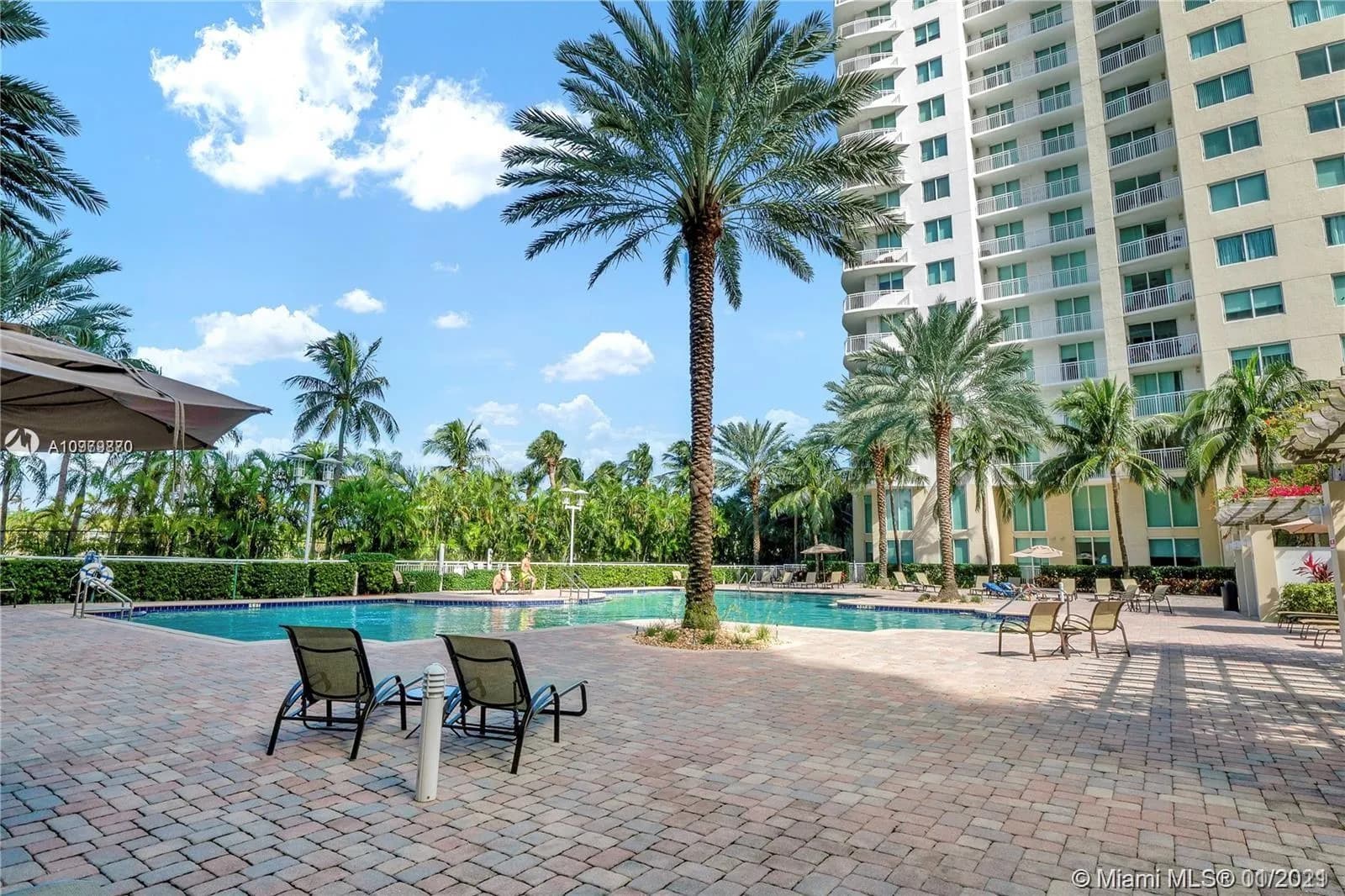 1 bedroom 1 bath for sale at 1745 E Hallandale Beach Blvd # 1804W, Hallandale Beach FL 33009