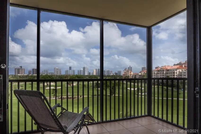 20335 W Country Club Dr # 608, Aventura FL 33180