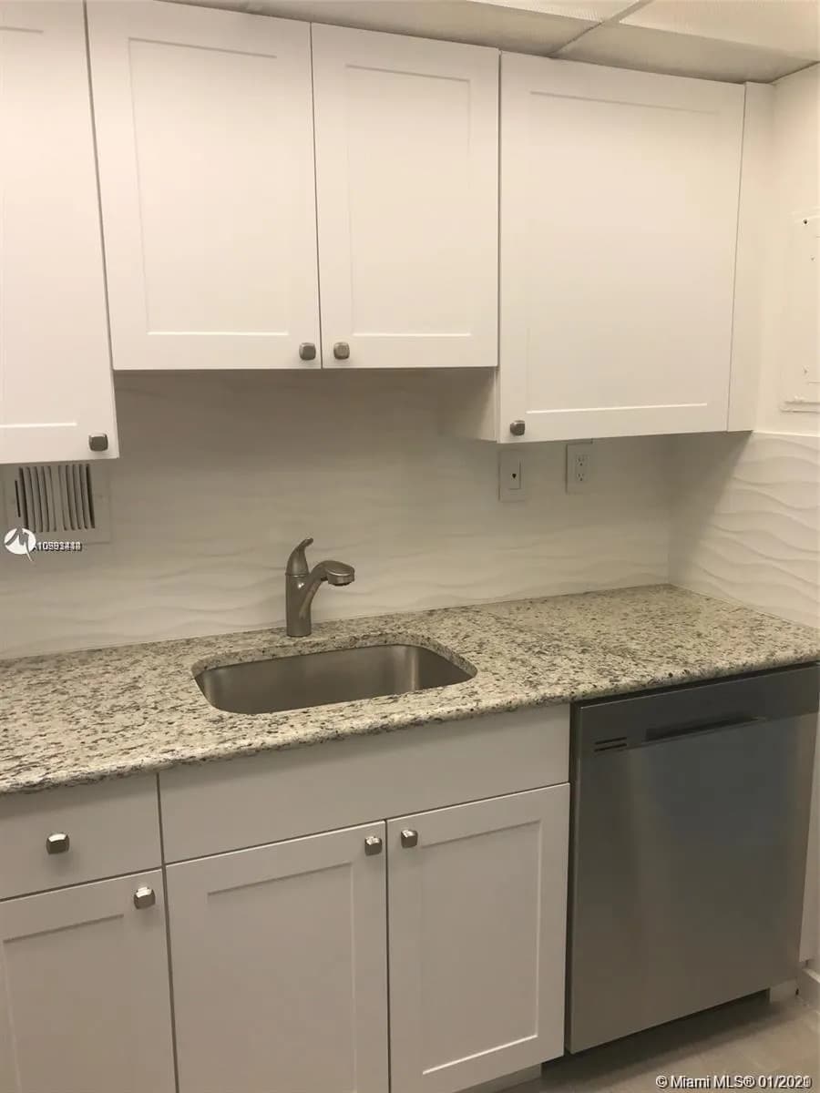 1000 West Ave # 307, Miami Beach FL 33139