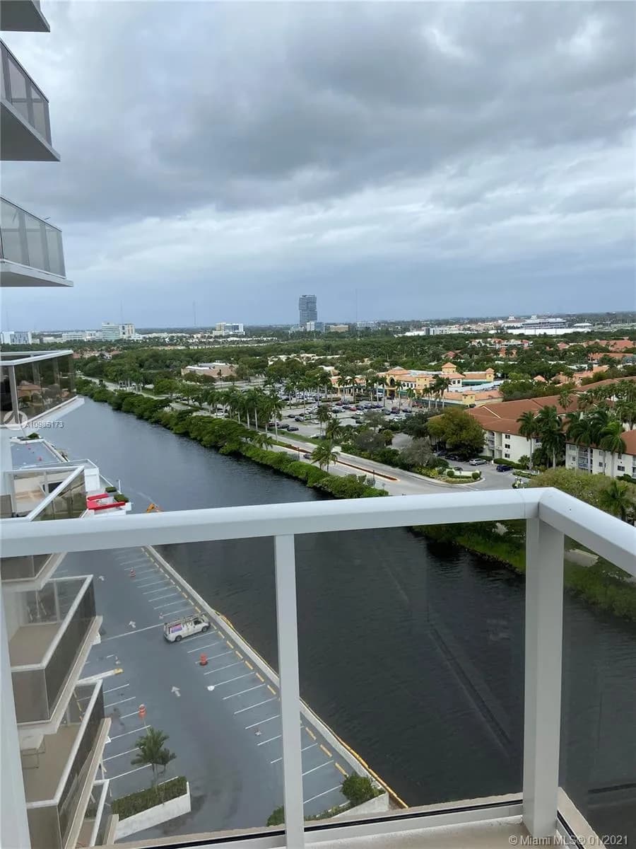 3701 N Country Club Dr # 1609, Aventura FL 33180