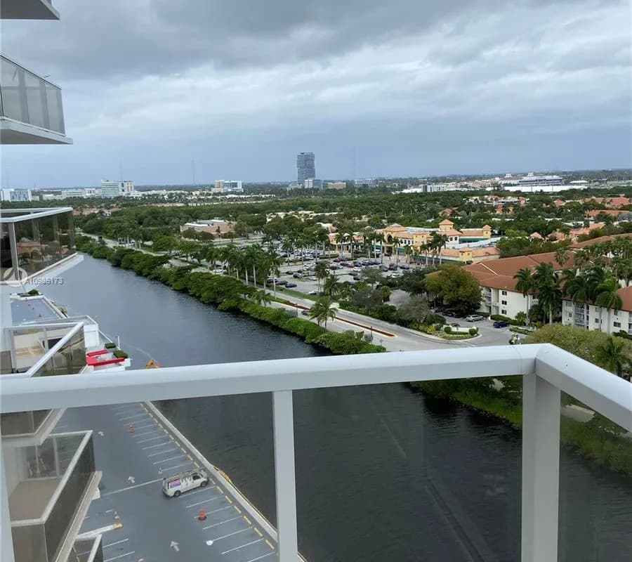 3701 N Country Club Dr # 1609, Aventura FL 33180