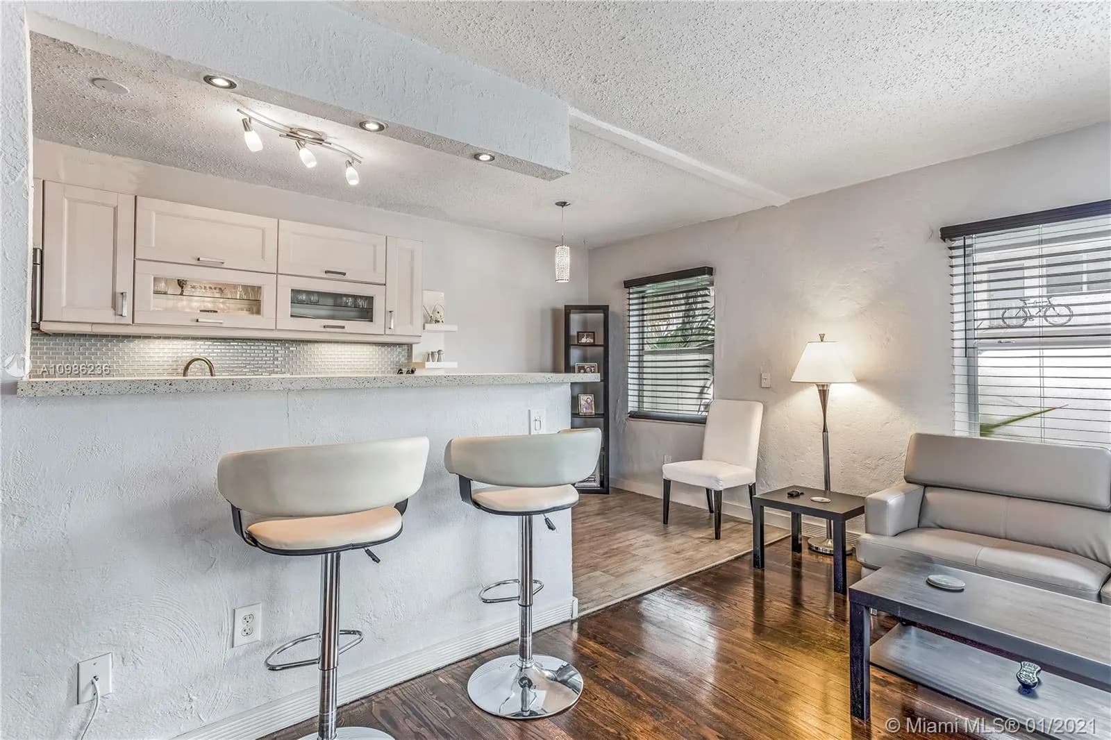 1001 7th St # 104, Miami Beach FL 33139