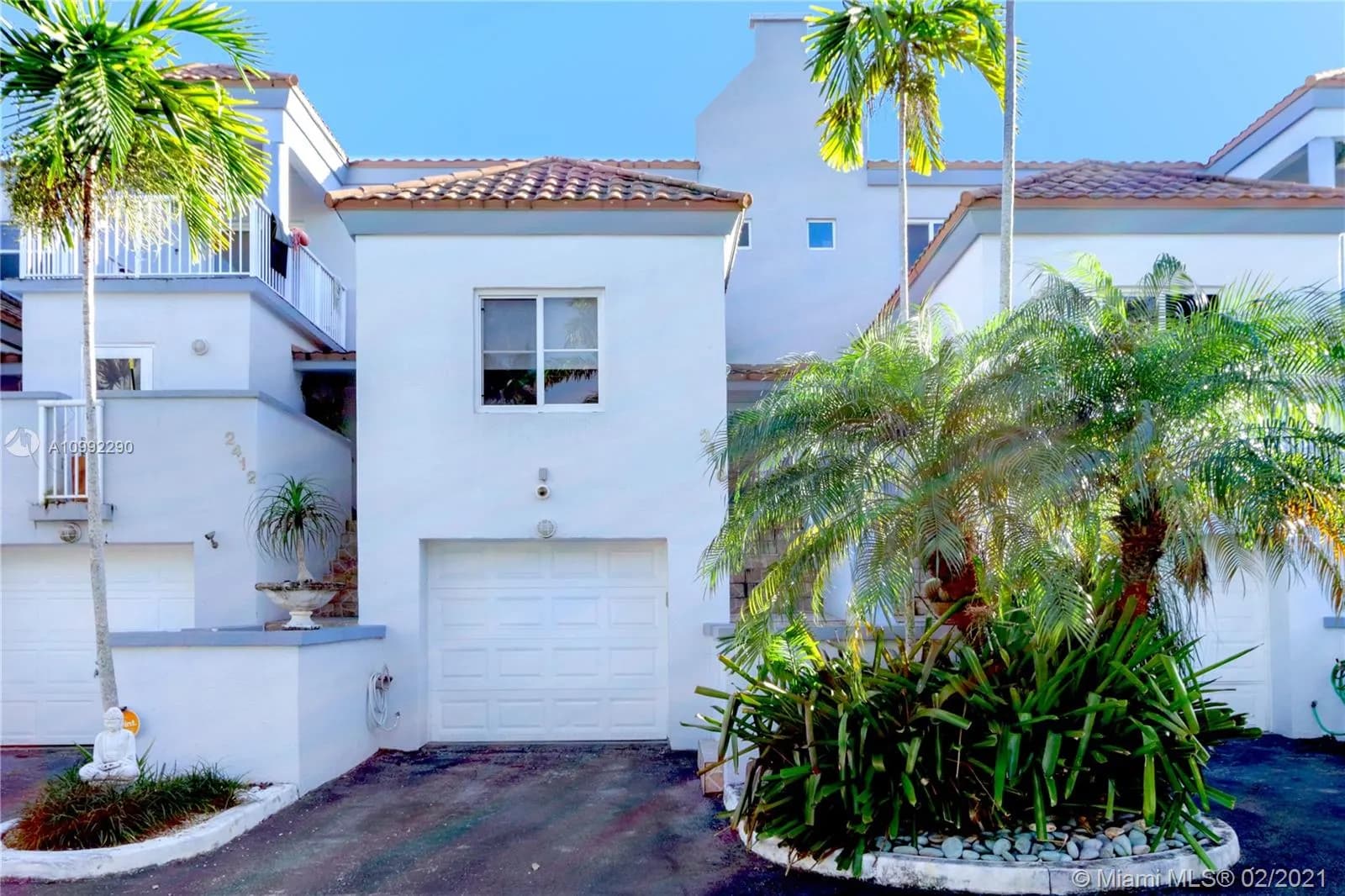 2410 NE 135th St # 2410, North Miami FL 33181