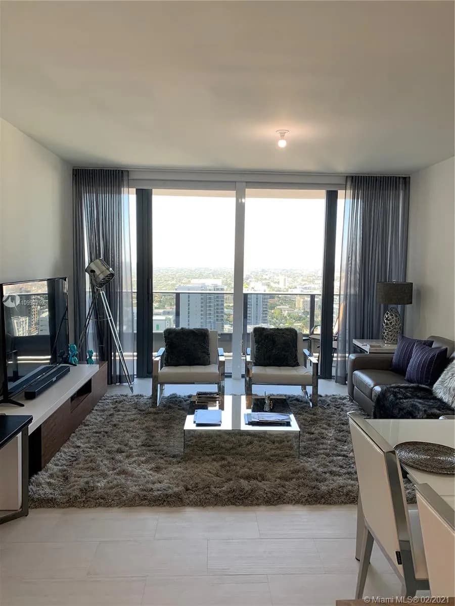 1000 Brickell Plz # 3404, Miami FL 33131