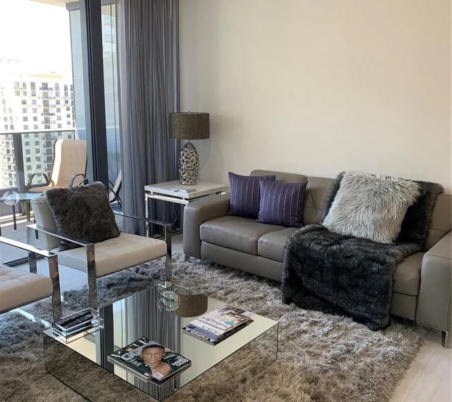 1000 Brickell Plz # 3404, Miami FL 33131