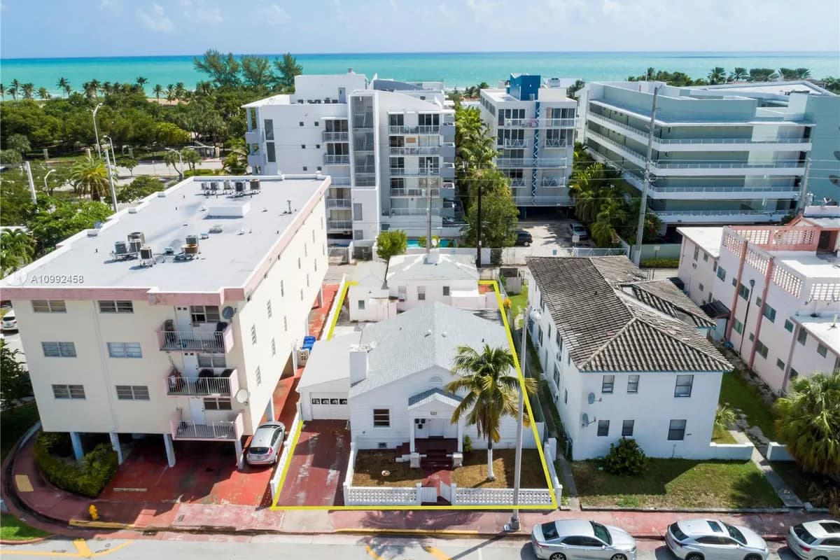 7835 Harding Ave, Miami Beach FL 33141