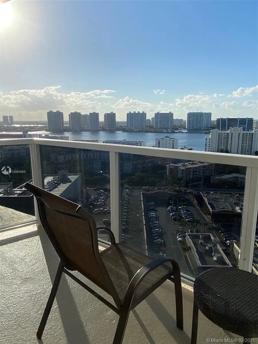 18001 Collins Ave # 1701, Sunny Isles Beach FL 33160