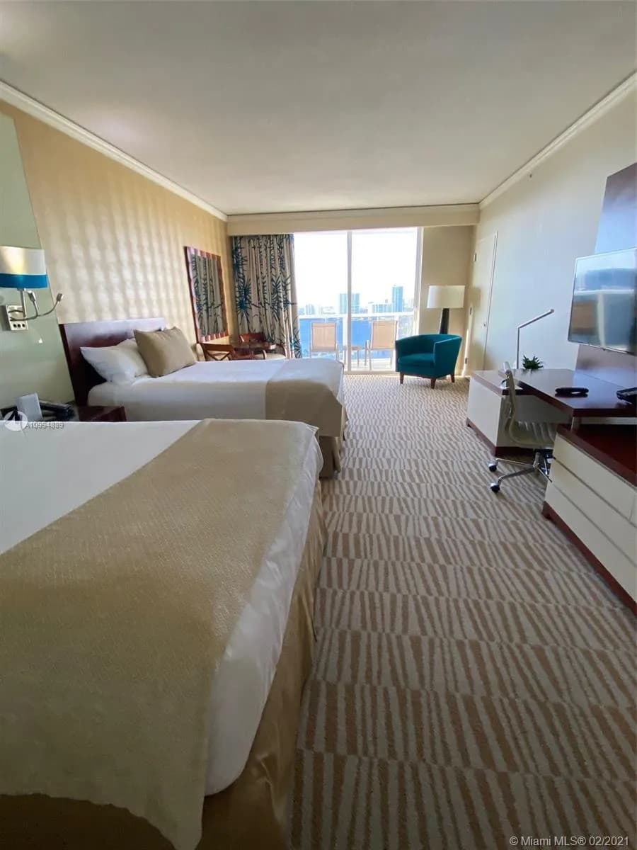 18001 Collins Ave # 1701, Sunny Isles Beach FL 33160