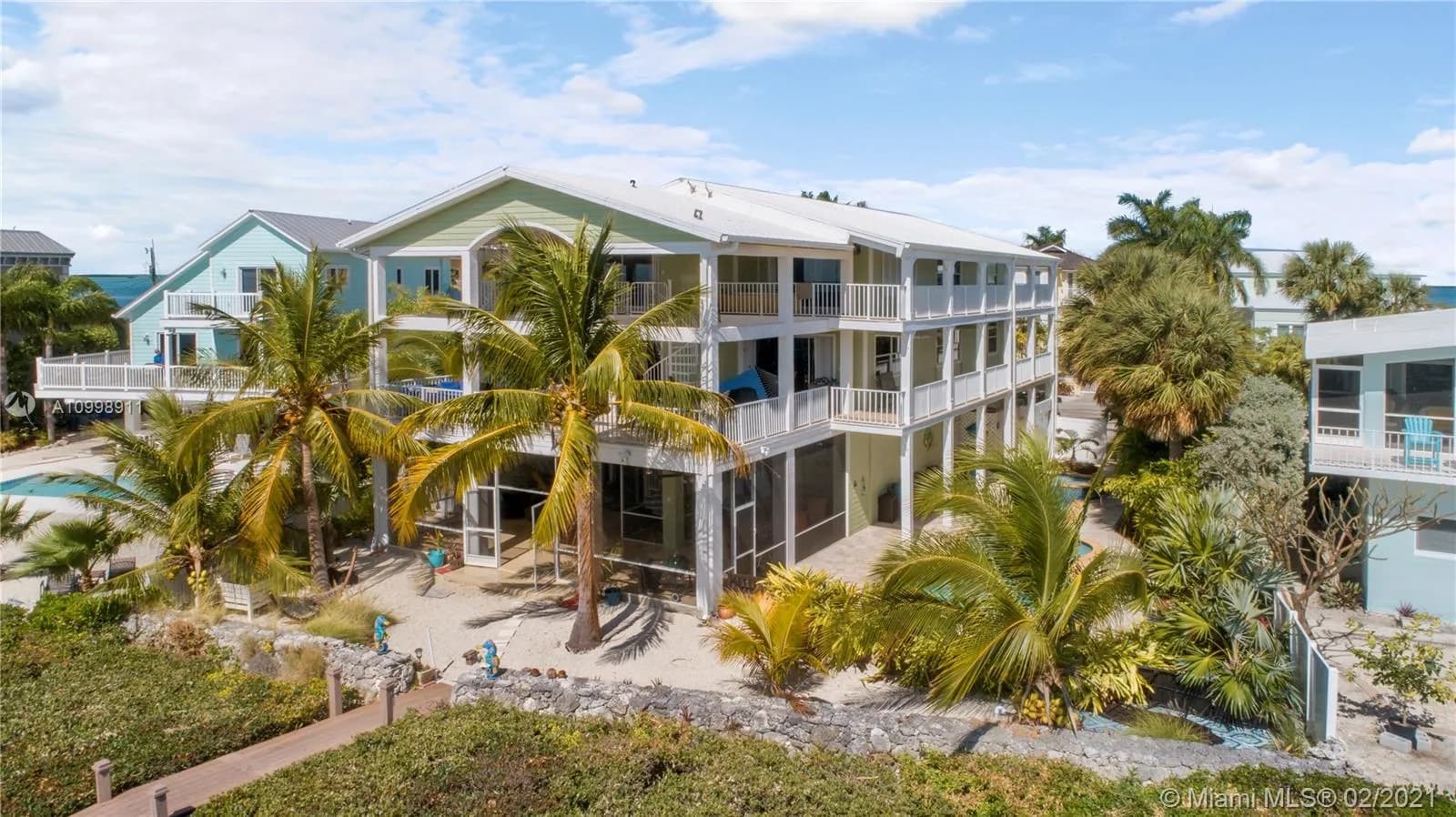 6 bedroom 7 bath for sale at 67 N Bounty Ln, Key Largo FL 33037