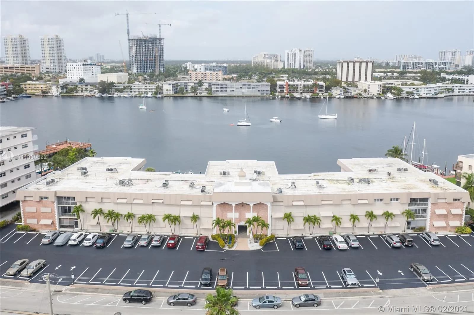 1 bedroom 1 bath for sale at 300 Golden Isles Dr # 109, Hallandale Beach FL 33009