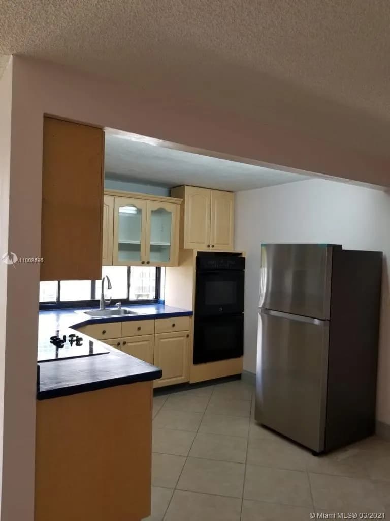 17011 N Bay Rd # 612, Sunny Isles Beach FL 33160