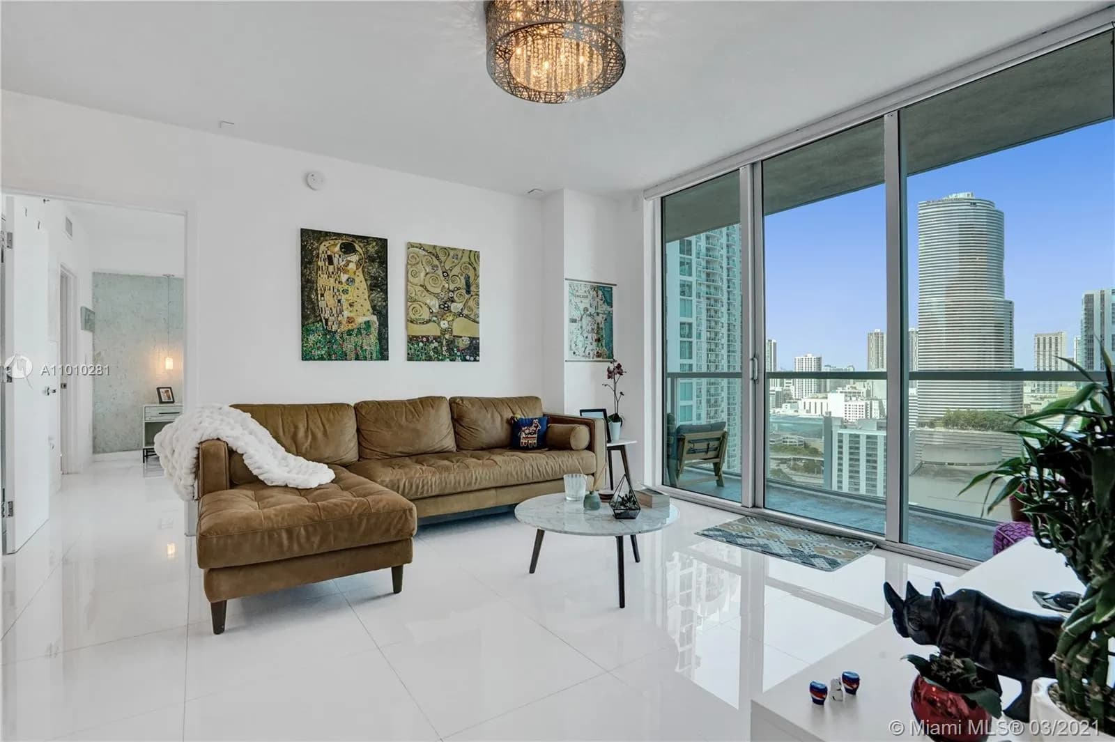 55 SE 6th St # 2405, Miami FL 33131