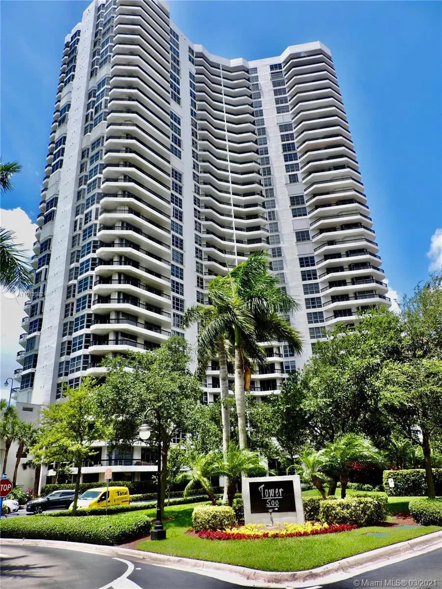 3530 Mystic Pointe Dr # 2907, Aventura FL 33180
