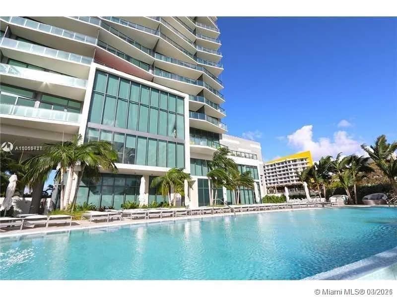 460 NE 28th St # 3201, Miami FL 33137