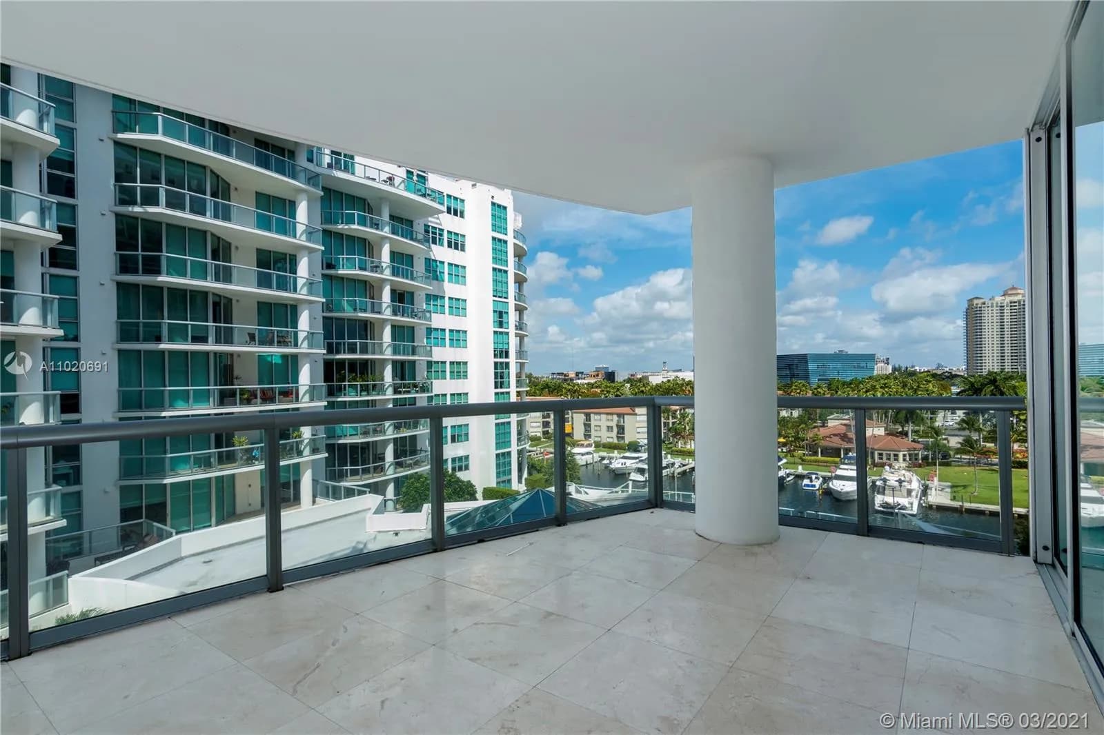 3131 NE 188th St # 707, Aventura FL 33180