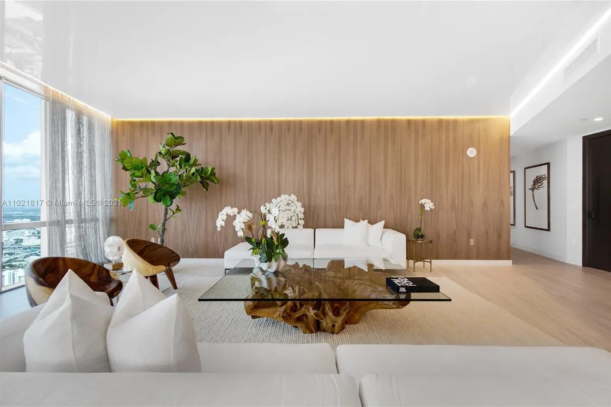 851 NE 1st Ave # 5312, Miami FL 33132