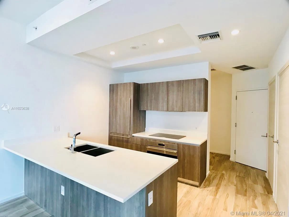 801 S Miami Ave # 4808, Miami FL 33130