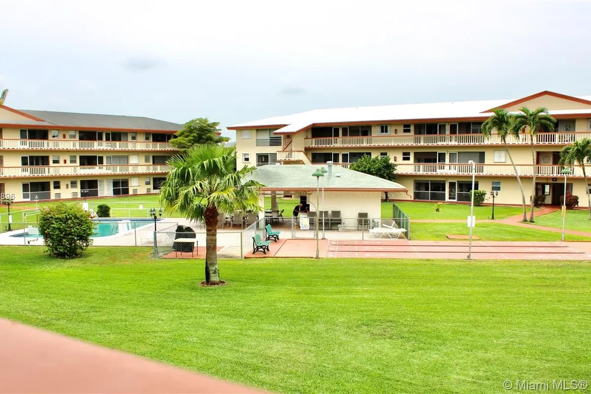 5300 Washington St # B221, Hollywood FL 33021