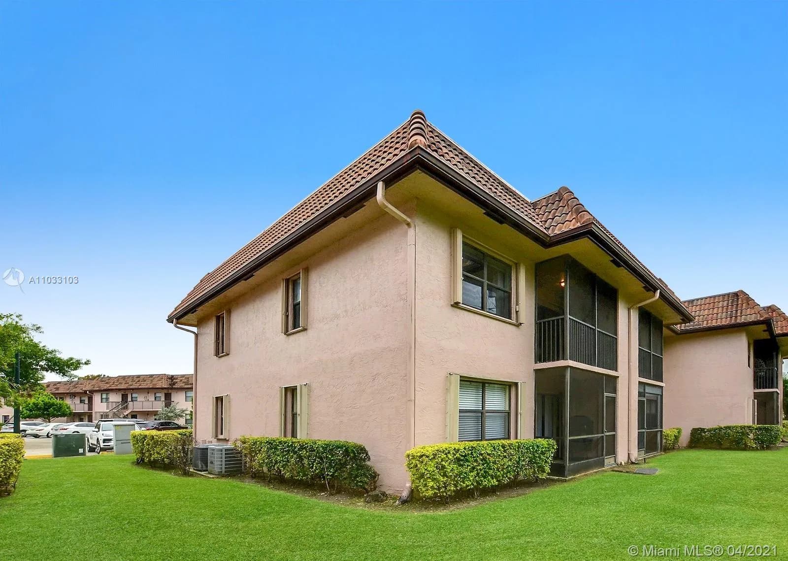 10405 NW 11th St # 206, Pembroke Pines FL 33026